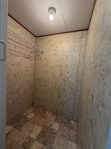 1003 Nunez Street, Kendleton, TX 77417