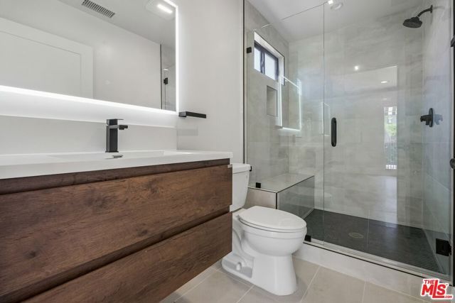 6521 Homewood Avenue, Los Angeles, CA 90028