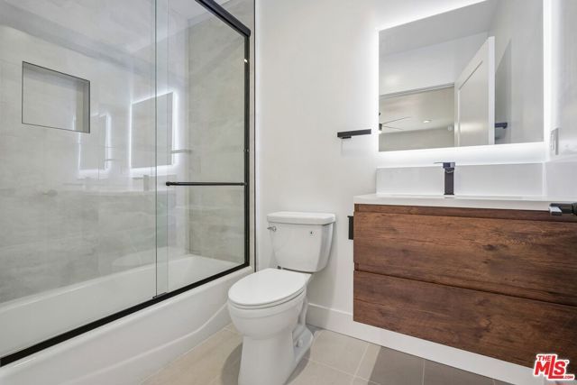 6521 Homewood Avenue, Los Angeles, CA 90028