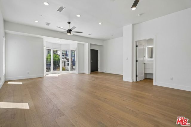 6521 Homewood Avenue, Los Angeles, CA 90028