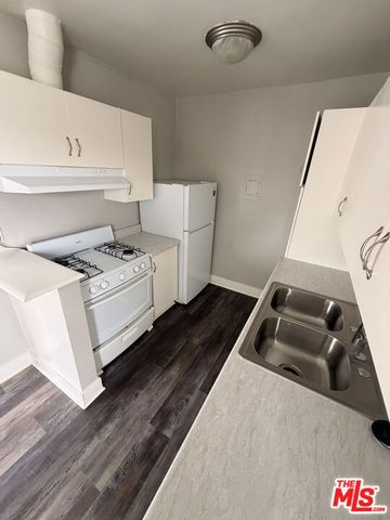 4550 Overland Avenue 223, Culver City, CA 90230