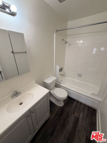 4550 Overland Avenue 223, Culver City, CA 90230