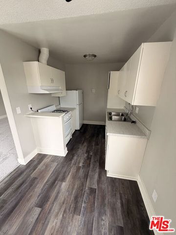 4550 Overland Avenue 223, Culver City, CA 90230