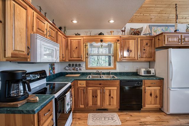 259 Degatide Drive, Murphy, NC 28906