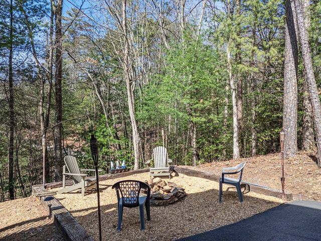 259 Degatide Drive, Murphy, NC 28906
