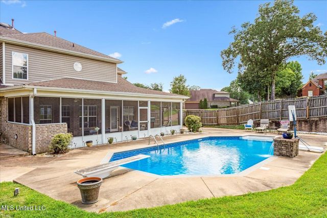 2180 Belmarie Drive, Southaven, MS 38672