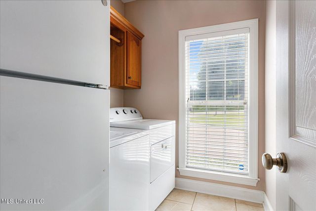 2180 Belmarie Drive, Southaven, MS 38672