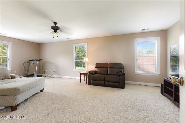 2180 Belmarie Drive, Southaven, MS 38672
