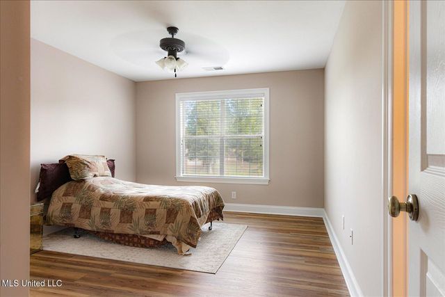 2180 Belmarie Drive, Southaven, MS 38672