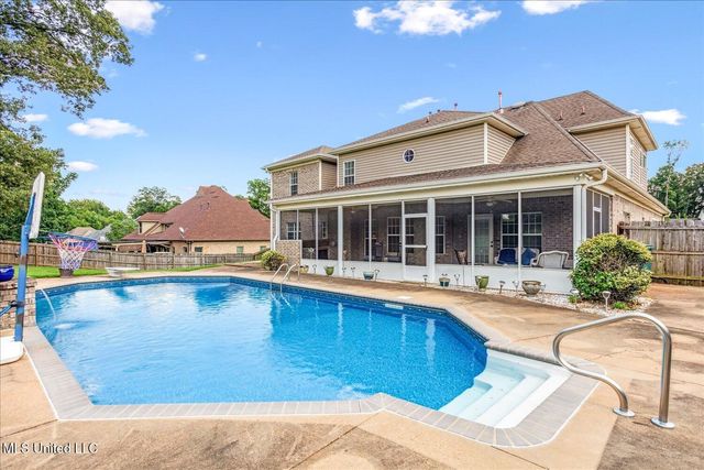 2180 Belmarie Drive, Southaven, MS 38672