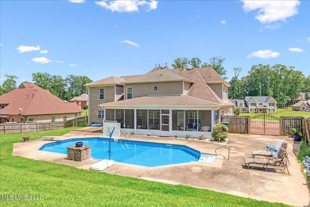 2180 Belmarie Drive, Southaven, MS 38672