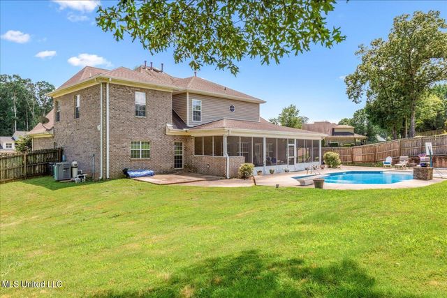 2180 Belmarie Drive, Southaven, MS 38672