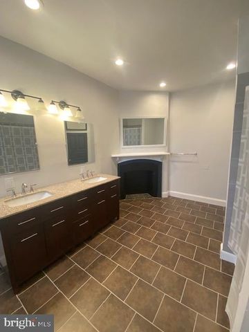 1921 PARK AVE, Baltimore, MD 21217