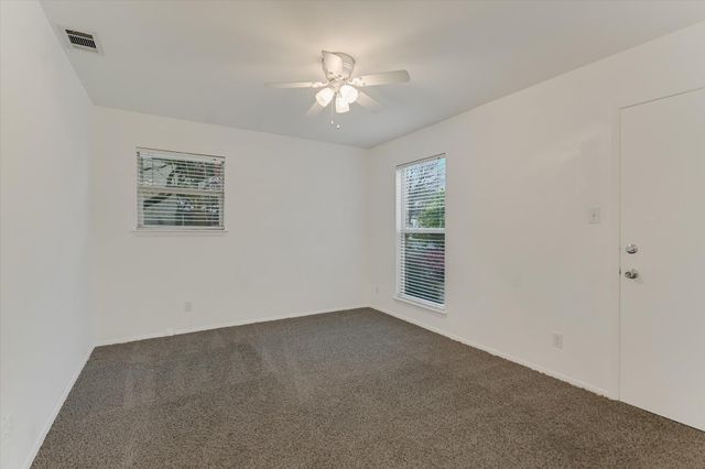 3207 Eanes CIR B, Austin, TX 78746