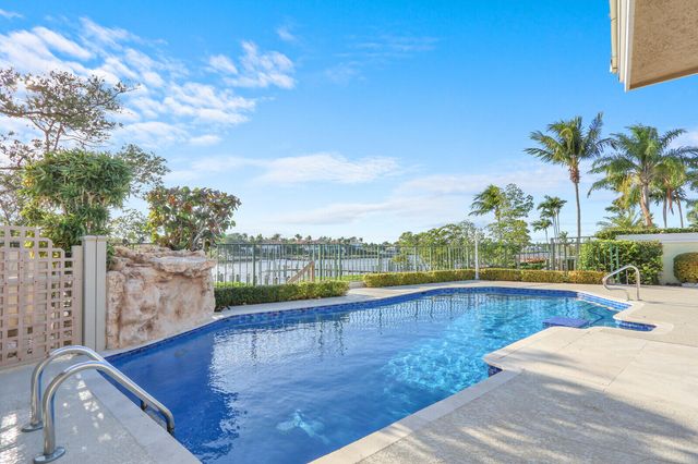 352 River Edge Road, Jupiter, FL 33477