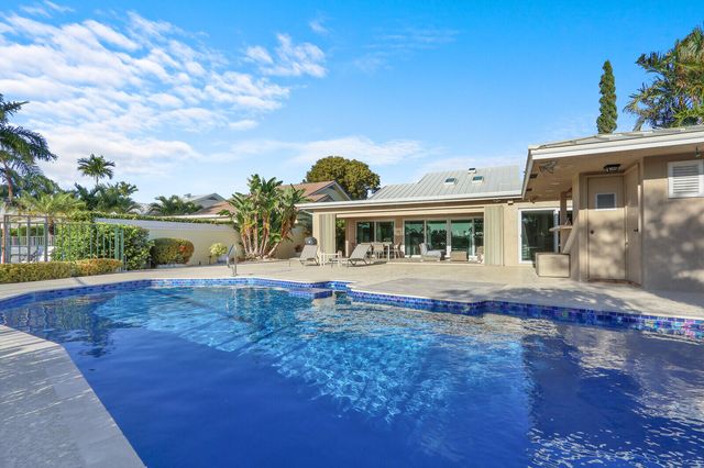 352 River Edge Road, Jupiter, FL 33477