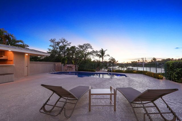 352 River Edge Road, Jupiter, FL 33477