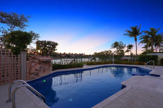 352 River Edge Road, Jupiter, FL 33477