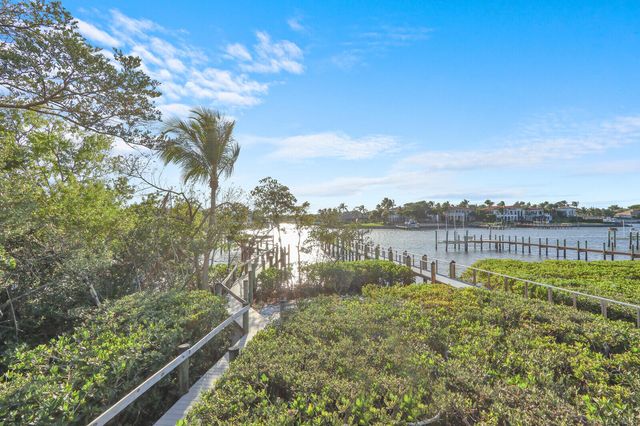 352 River Edge Road, Jupiter, FL 33477