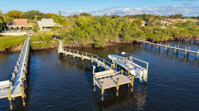 352 River Edge Road, Jupiter, FL 33477