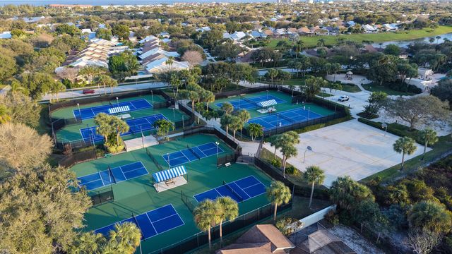 352 River Edge Road, Jupiter, FL 33477