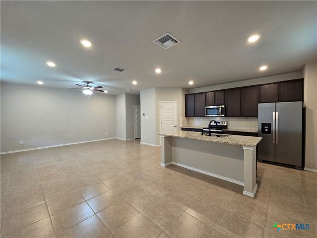 2565 Hiddenbrooke Trace, Seguin, TX 78155