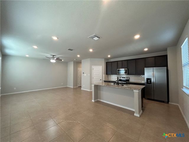 2565 Hiddenbrooke Trace, Seguin, TX 78155