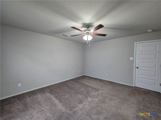 2565 Hiddenbrooke Trace, Seguin, TX 78155