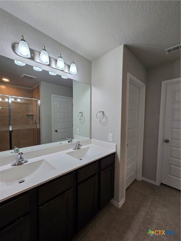 2565 Hiddenbrooke Trace, Seguin, TX 78155