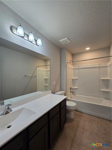 2565 Hiddenbrooke Trace, Seguin, TX 78155