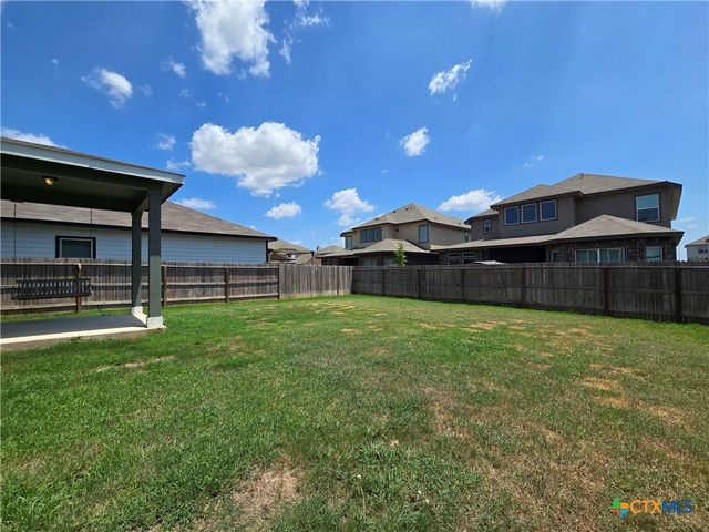 2565 Hiddenbrooke Trace, Seguin, TX 78155