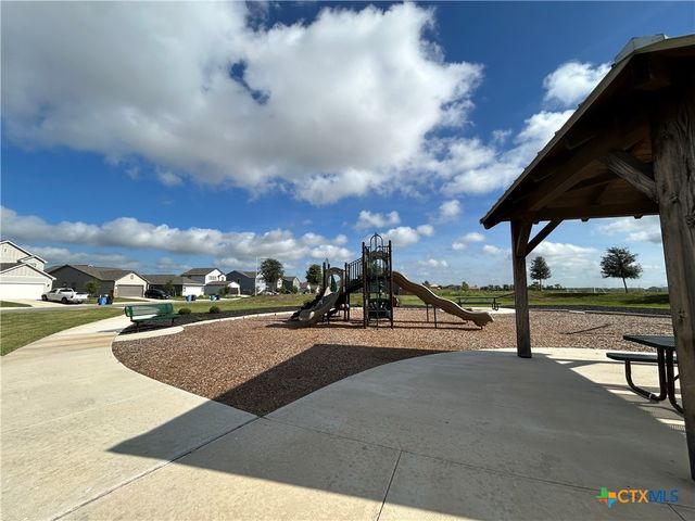 2565 Hiddenbrooke Trace, Seguin, TX 78155