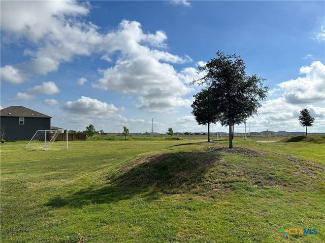 2565 Hiddenbrooke Trace, Seguin, TX 78155