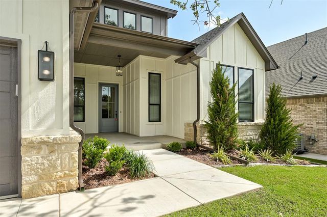3349 Bourgogne Street, Edmond, OK 73034