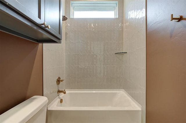 3349 Bourgogne Street, Edmond, OK 73034