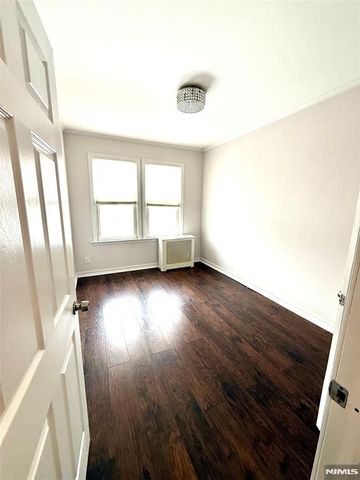 137 Ridge Road, North Arlington, NJ 07031