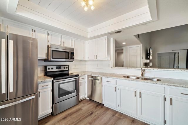 9450 N 95TH Street 209, Scottsdale, AZ 85258