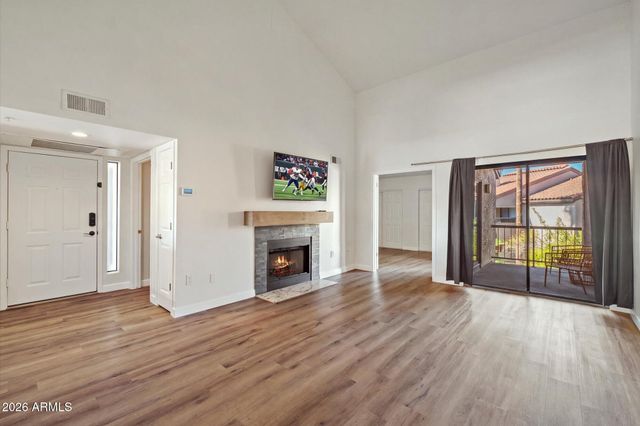 9450 N 95TH Street 209, Scottsdale, AZ 85258