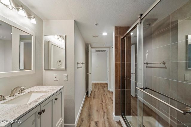 9450 N 95TH Street 209, Scottsdale, AZ 85258