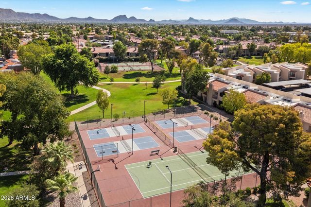 9450 N 95TH Street 209, Scottsdale, AZ 85258