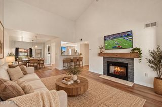 9450 N 95TH Street 209, Scottsdale, AZ 85258