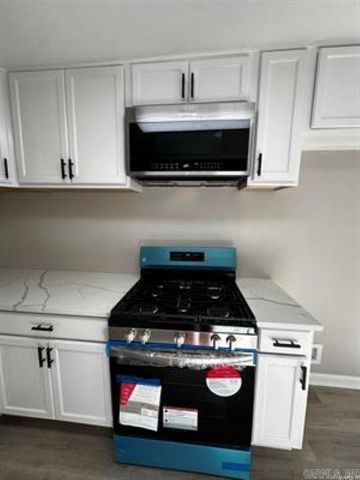 9701 Woodland Drive, Mabelvale, AR 72103