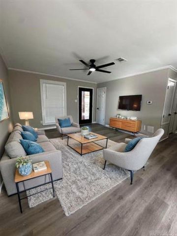 9701 Woodland Drive, Mabelvale, AR 72103