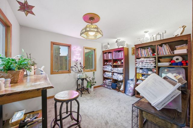 851 County Road C E, Maplewood, MN 55109