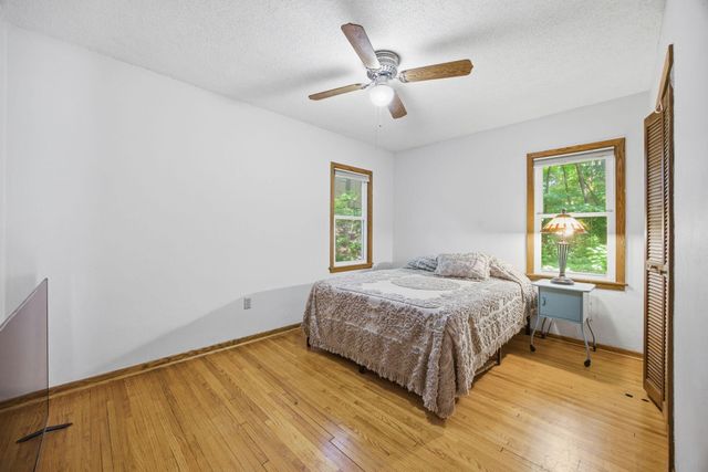 851 County Road C E, Maplewood, MN 55109