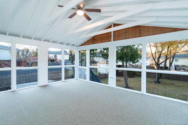 14 Windward Road, Norwalk, CT 06854