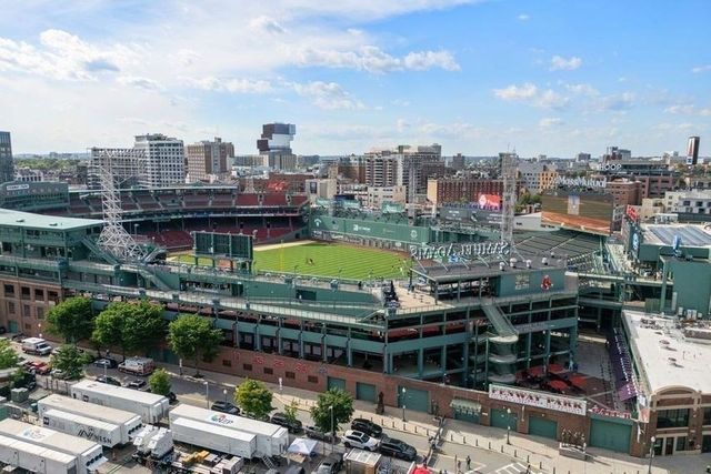 15 Park Dr 30, Boston, MA 02215