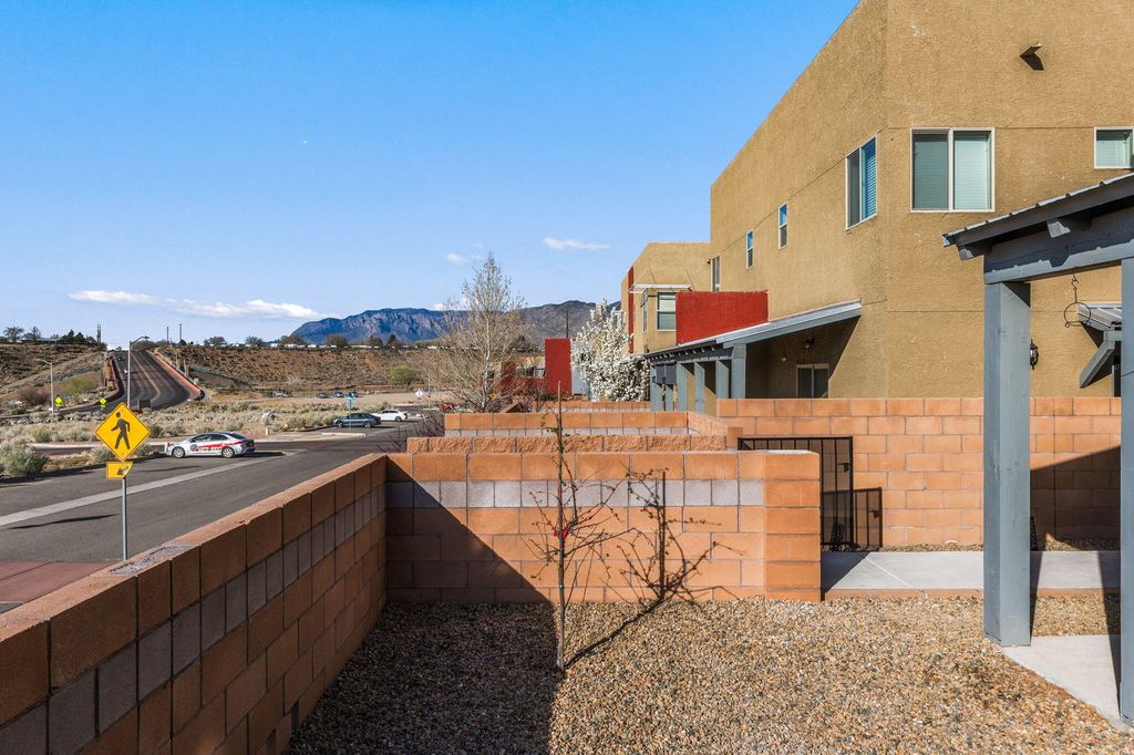 Image 38 of property listing at 1616 Domino Drive SE, Albuquerque, NM 87123