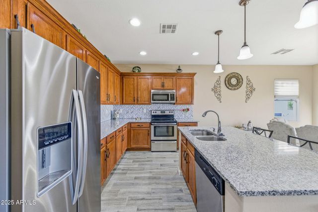 40558 W PARK HILL Drive, Maricopa, AZ 85138