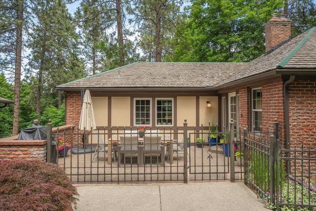 2107 E 16th Ave, Spokane, WA 99203